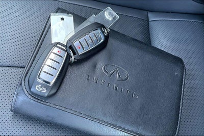 2022 INFINITI Q60 LUXE RWD