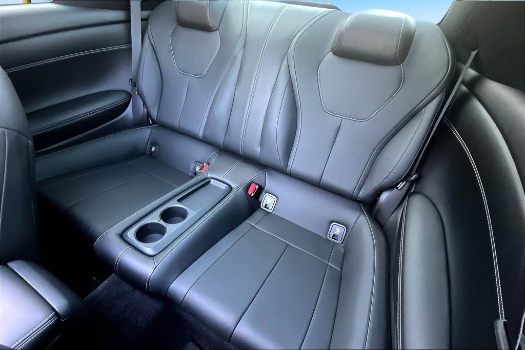 2022 INFINITI Q60 LUXE RWD