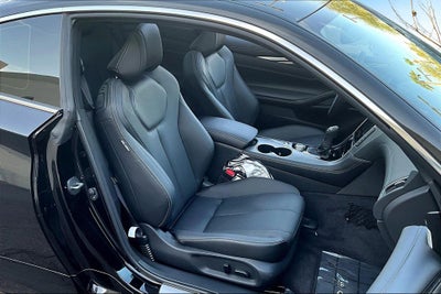 2022 INFINITI Q60 LUXE RWD