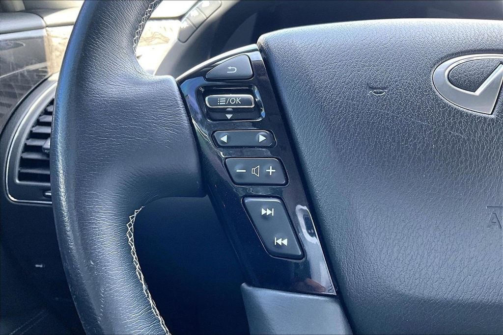 2022 INFINITI QX80 LUXE 2WD