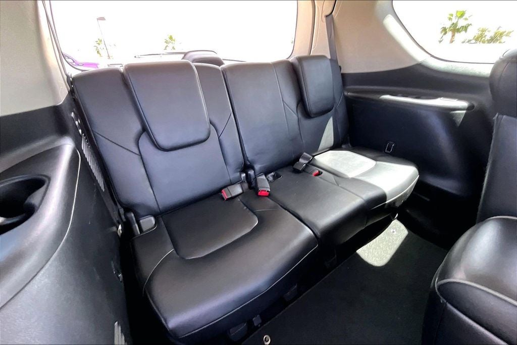2022 INFINITI QX80 LUXE 2WD