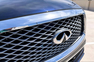 2022 INFINITI QX80 LUXE 2WD