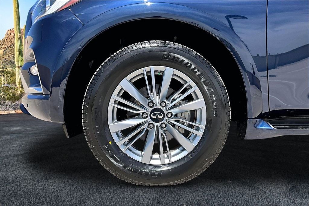 2022 INFINITI QX80 LUXE 2WD