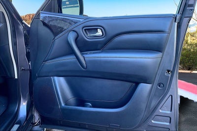 2023 INFINITI QX80 LUXE RWD