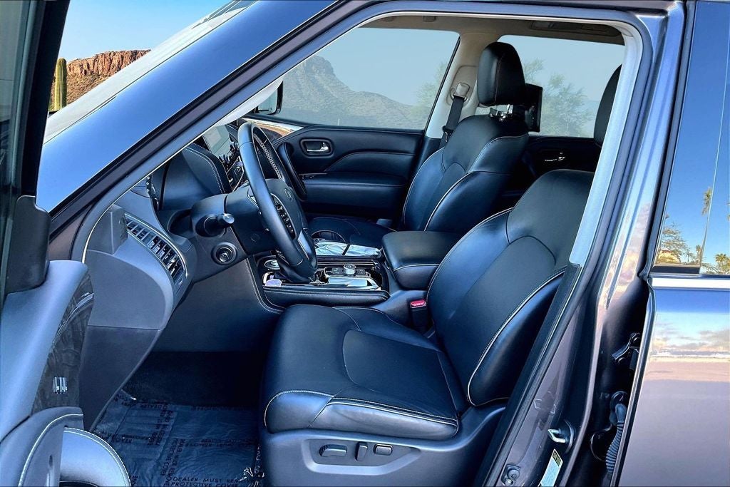 2023 INFINITI QX80 LUXE RWD