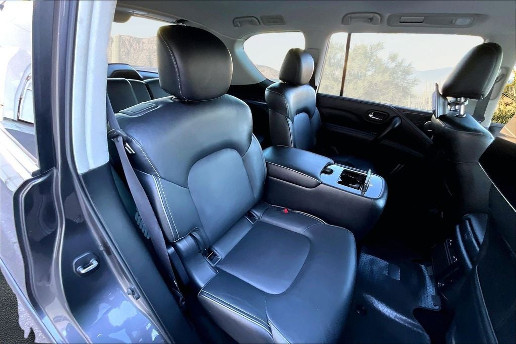 2023 INFINITI QX80 LUXE RWD