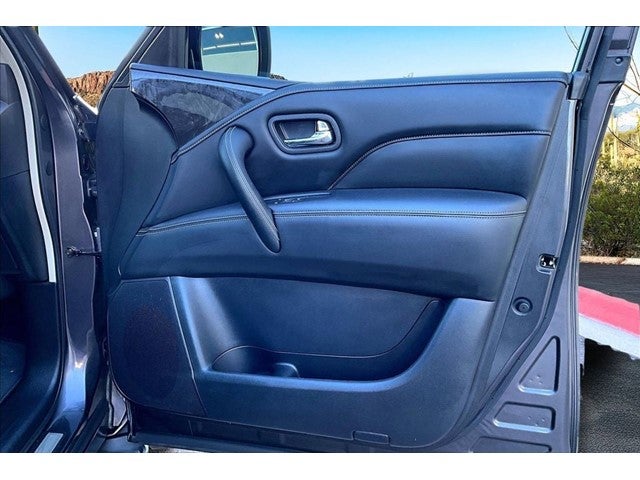 2023 INFINITI QX80 LUXE RWD