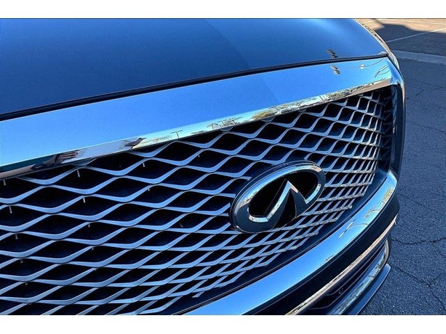 2023 INFINITI QX80 LUXE RWD