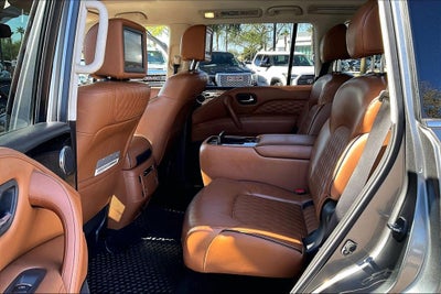 2019 INFINITI QX80 LUXE 4WD