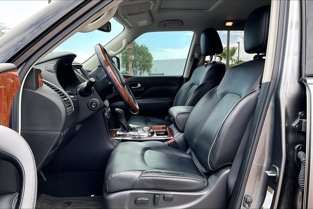 2019 INFINITI QX80 LUXE 4WD