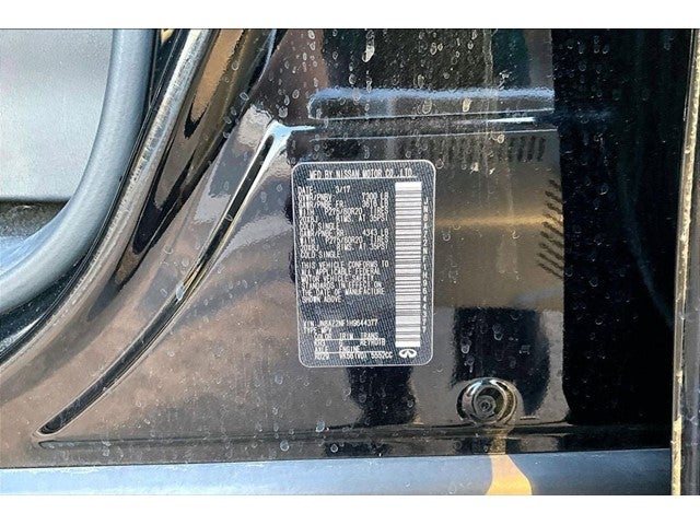 2017 INFINITI QX80 2WD