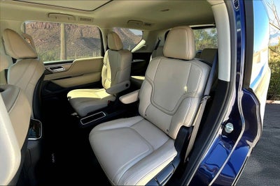 2025 INFINITI QX80 Pure 4WD