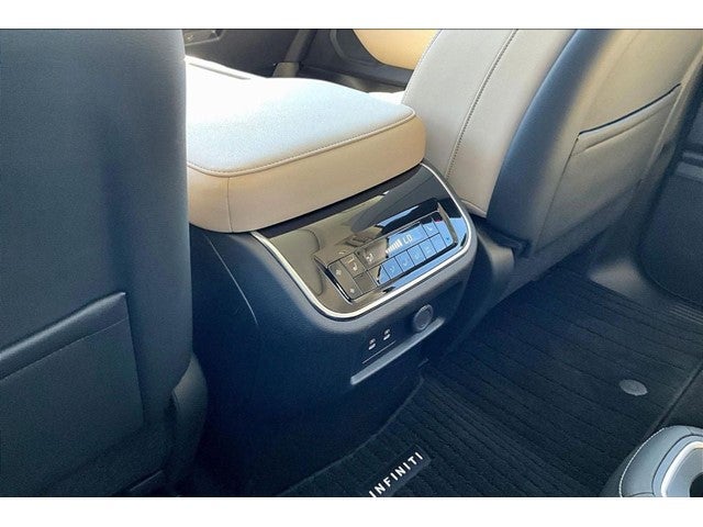 2025 INFINITI QX80 Pure 4WD