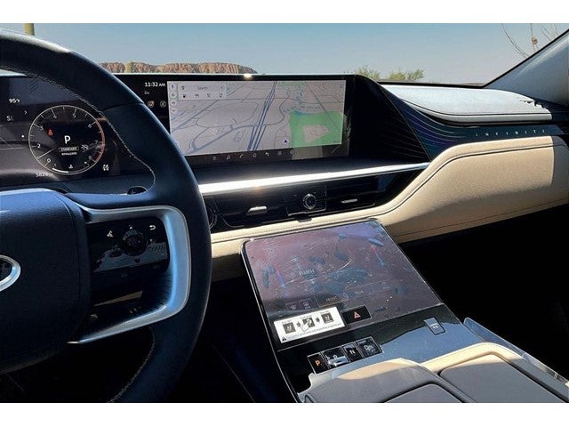 2025 INFINITI QX80 Pure 4WD