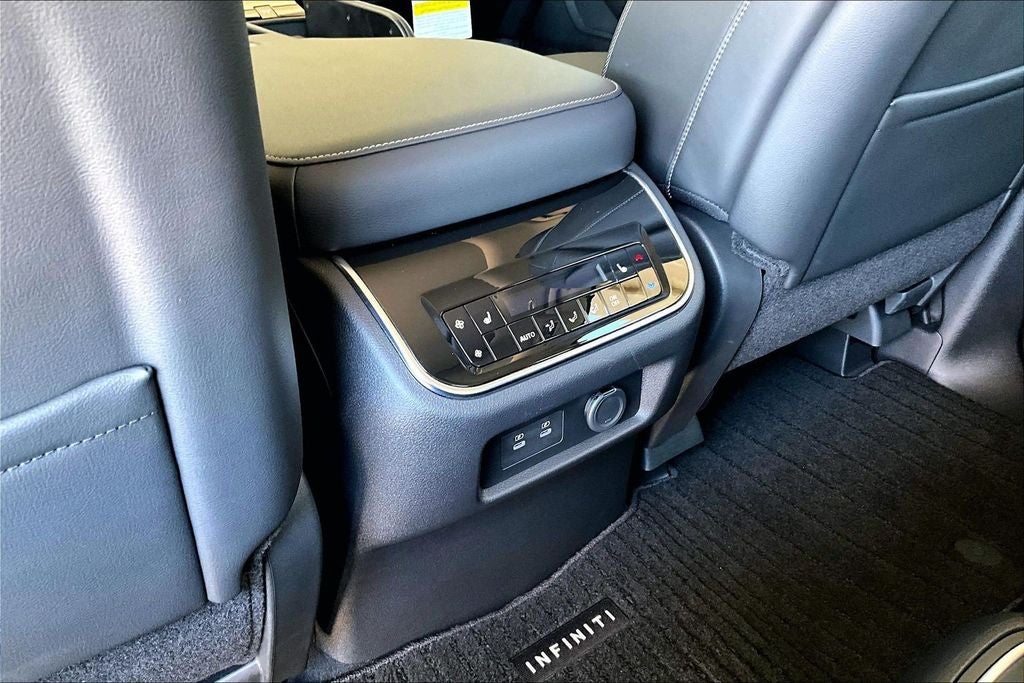 2026 INFINITI QX80 Pure 4WD