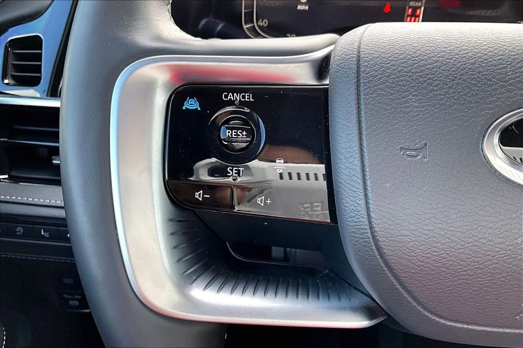 2025 INFINITI QX80 Luxe 2WD