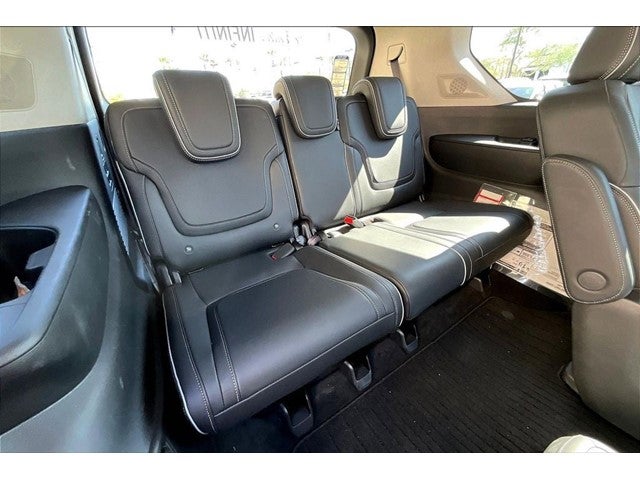 2025 INFINITI QX80 Luxe 2WD