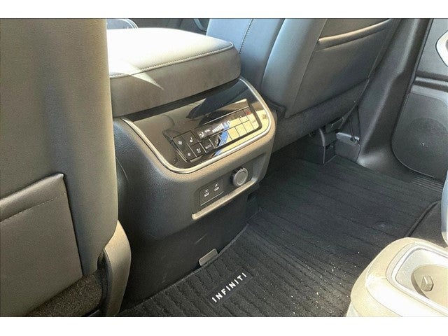 2025 INFINITI QX80 Luxe 2WD