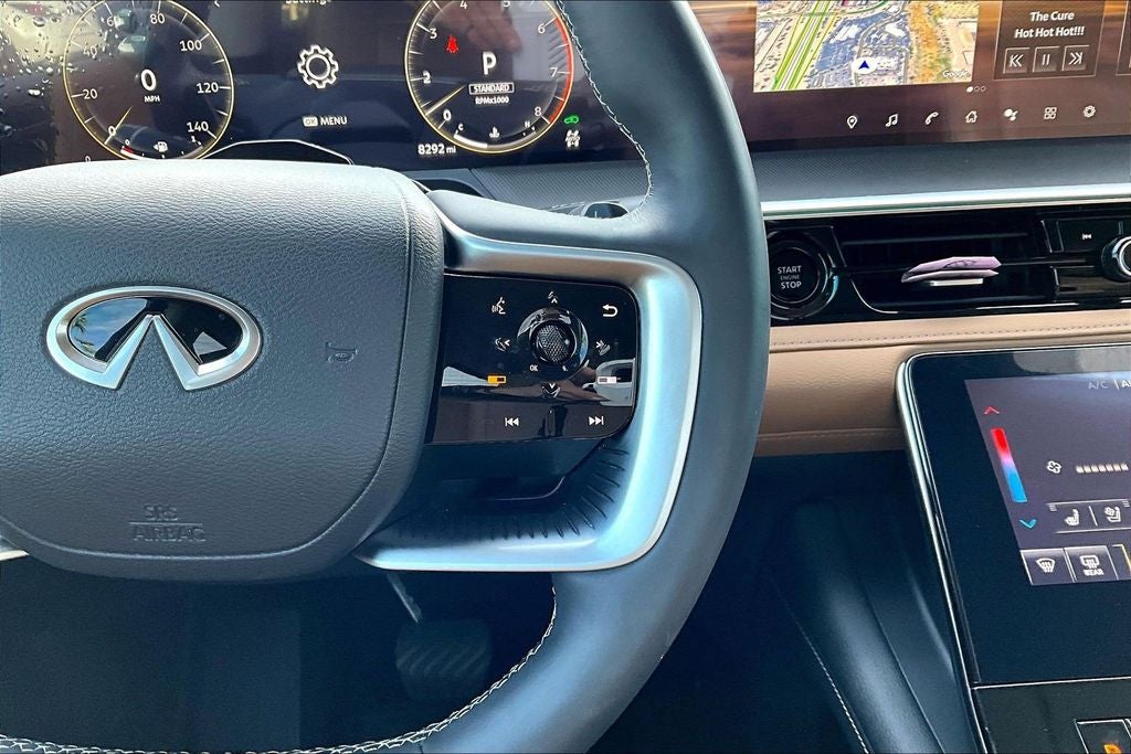 2025 INFINITI QX80 Luxe 4WD