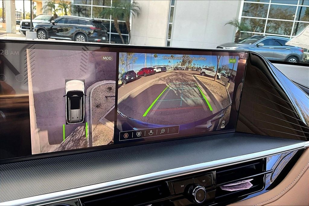 2025 INFINITI QX80 Luxe 4WD