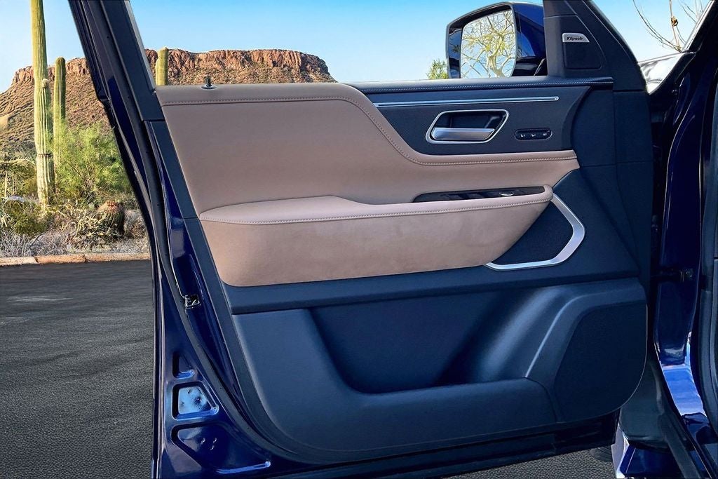 2025 INFINITI QX80 Luxe 4WD