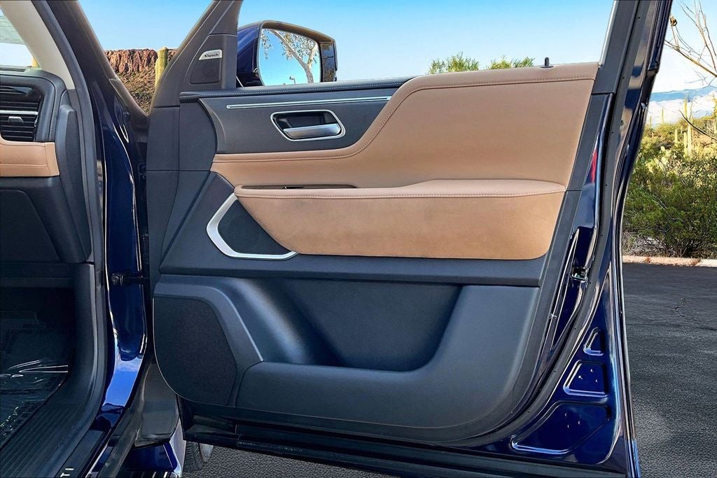 2025 INFINITI QX80 Luxe 4WD