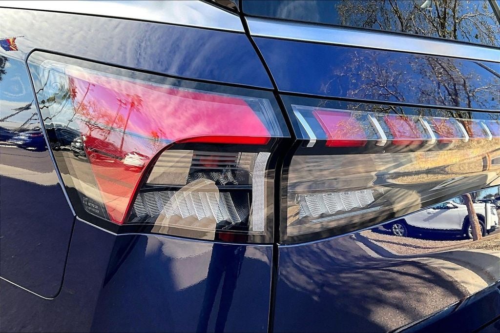 2025 INFINITI QX80 Luxe 4WD