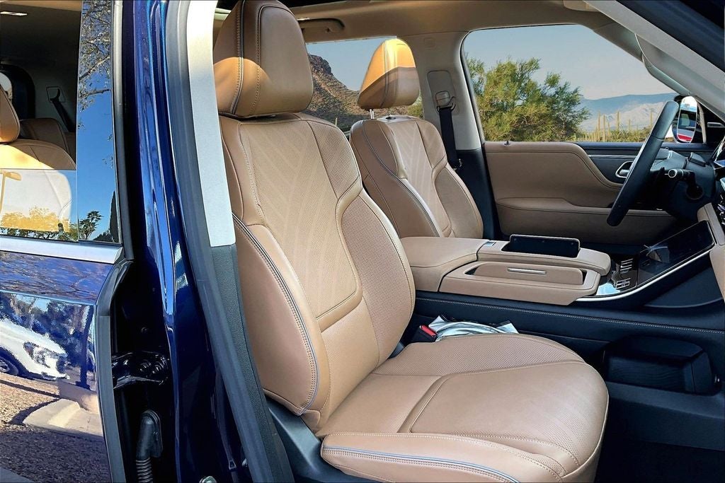 2025 INFINITI QX80 Luxe 4WD