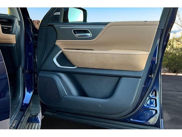 2025 INFINITI QX80 Luxe 4WD