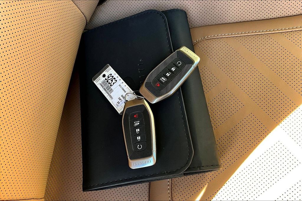 2025 INFINITI QX80 Luxe 4WD