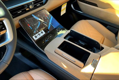 2025 INFINITI QX80 Luxe 4WD