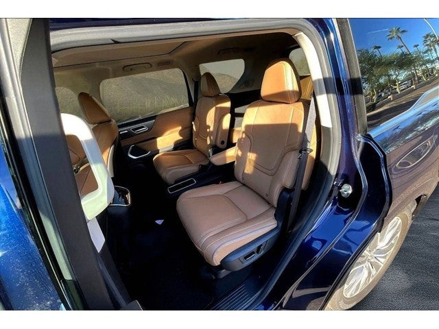 2025 INFINITI QX80 Luxe 4WD