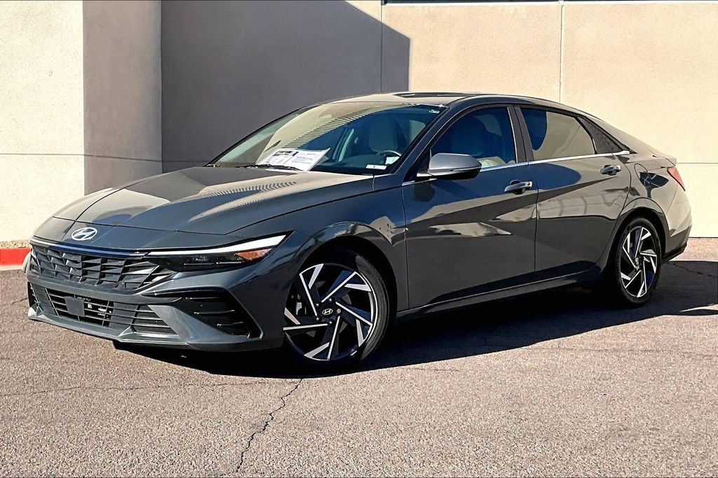 2025 Hyundai Elantra Hybrid Limited