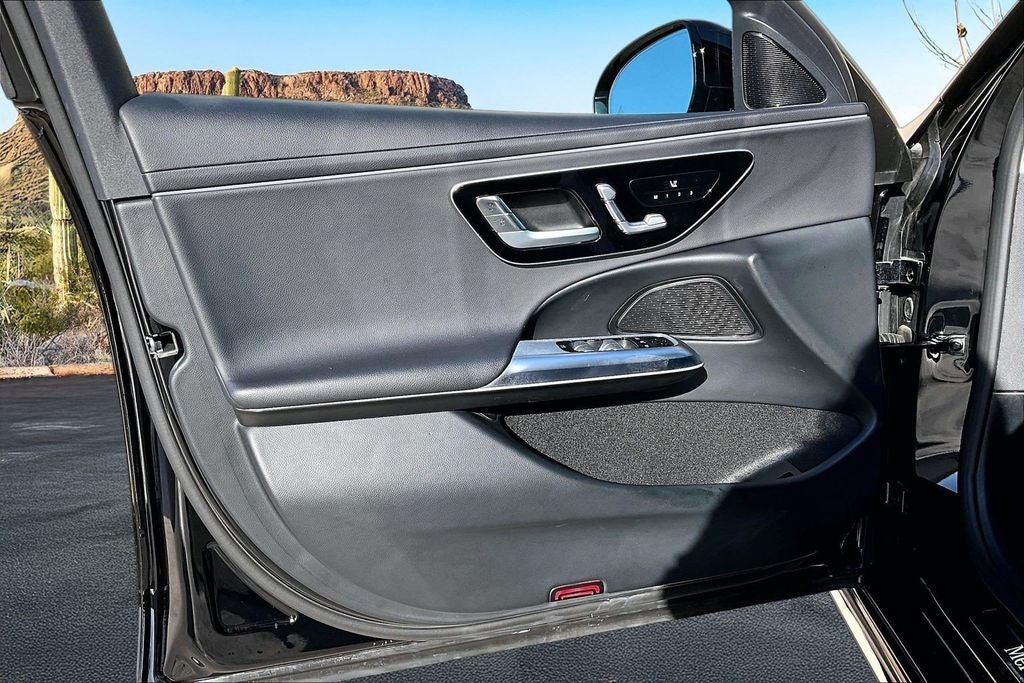 2025 Mercedes-Benz E-Class E350 - Photo 23