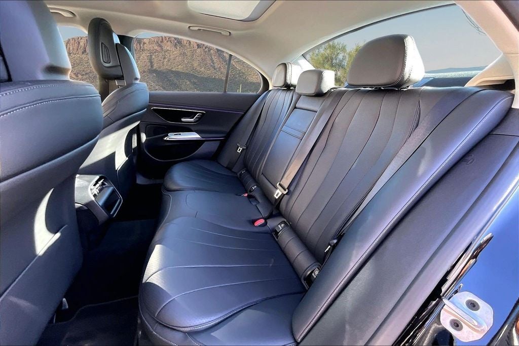 2025 Mercedes-Benz E-Class E350 - Photo 26