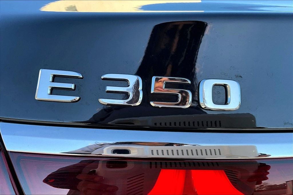 2025 Mercedes-Benz E-Class E350 - Photo 8