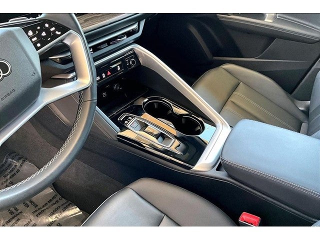 2025 Audi Q5 2.0T Premium quattro