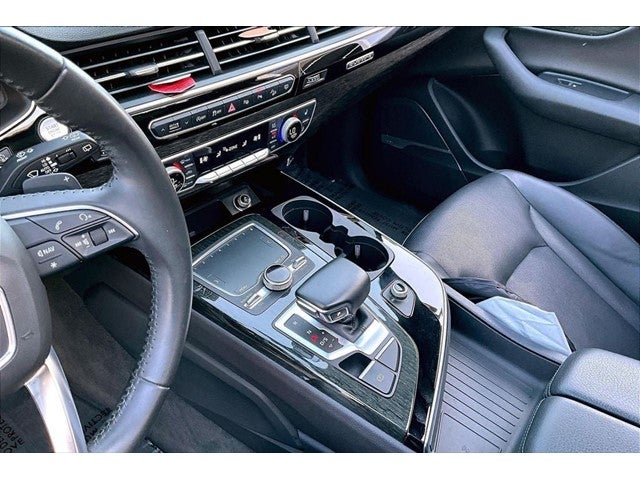 2019 Audi Q7 55 Prestige quattro