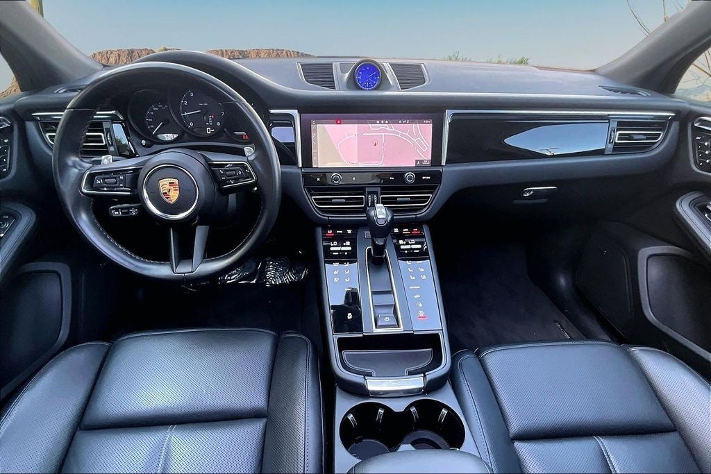 2024 Porsche Macan Base