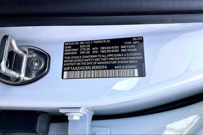 2024 Porsche Macan Base