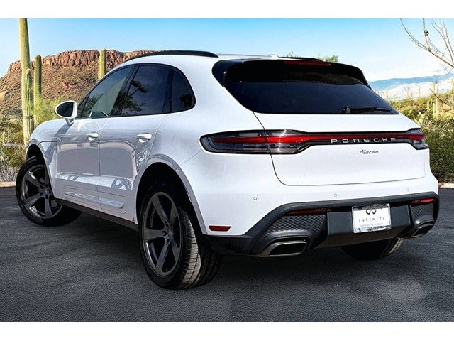 2024 Porsche Macan Base