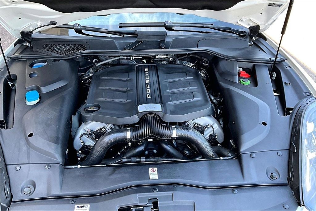 2017 Porsche Cayenne GTS