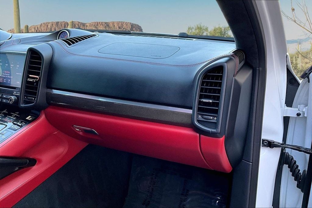 2017 Porsche Cayenne GTS