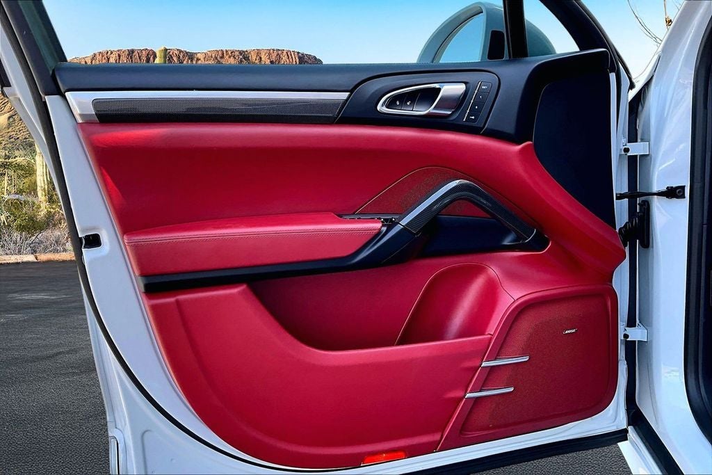 2017 Porsche Cayenne GTS