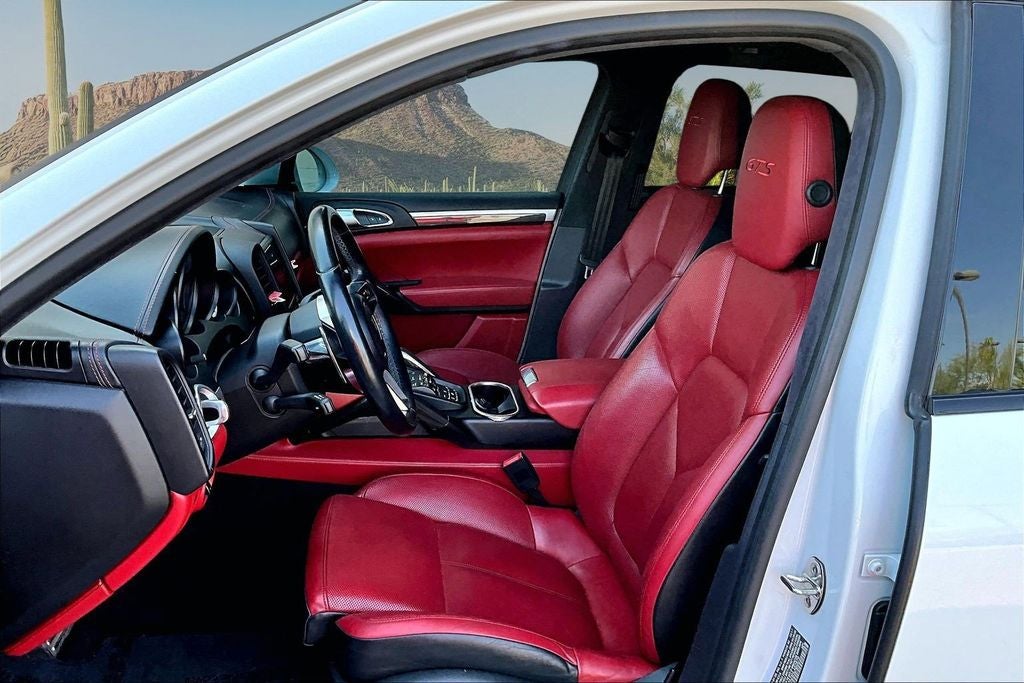 2017 Porsche Cayenne GTS