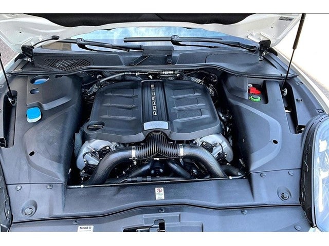 2017 Porsche Cayenne GTS
