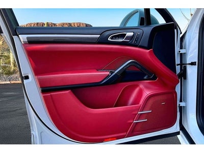 2017 Porsche Cayenne GTS