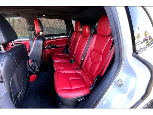 2017 Porsche Cayenne GTS