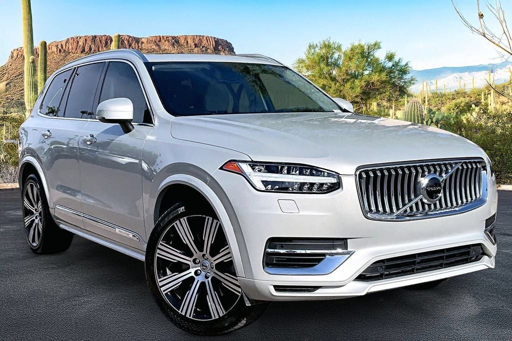 2022 Volvo XC90 Recharge Plug-In Hybrid T8 Inscription 7 Passenger