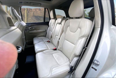 2022 Volvo XC90 Recharge Plug-In Hybrid T8 Inscription 7 Passenger